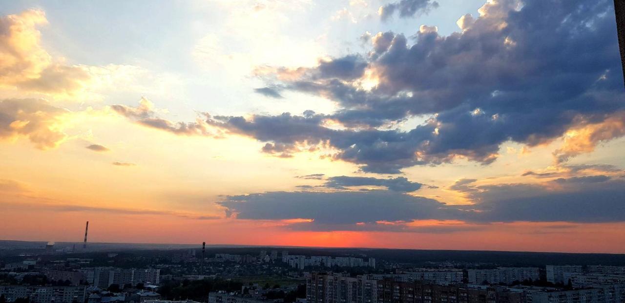 Панарамный Вид 25 Этаж В Бизнесс - Классе Charkiw Exterior foto